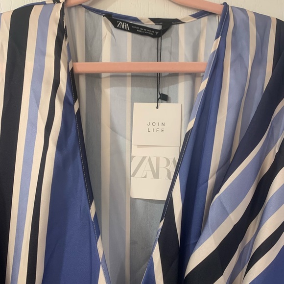 Zara Blue Striped Short Jumpsuit - Picture 6 of 8